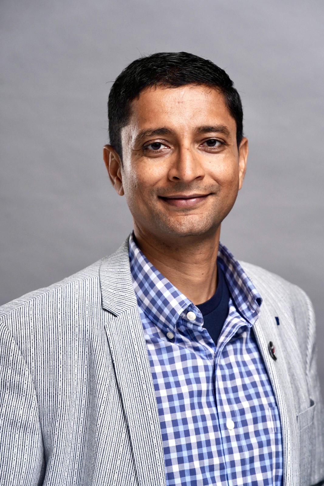 Portrait image of Mohit Garg.