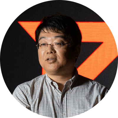 小林 学 氏